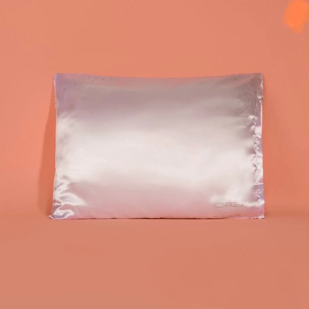 NIB The Crème Shop Silky Satin Pillowcase in lunar pearl - standard size